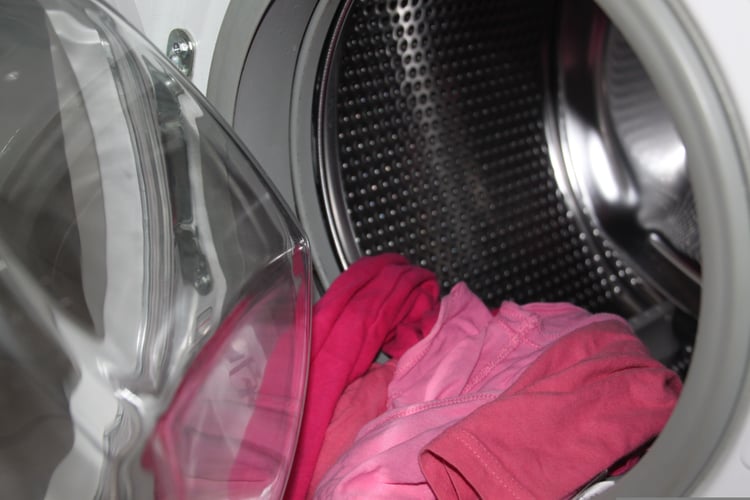How to Deep Clean Your Washing Machine in Under 30 Minutes